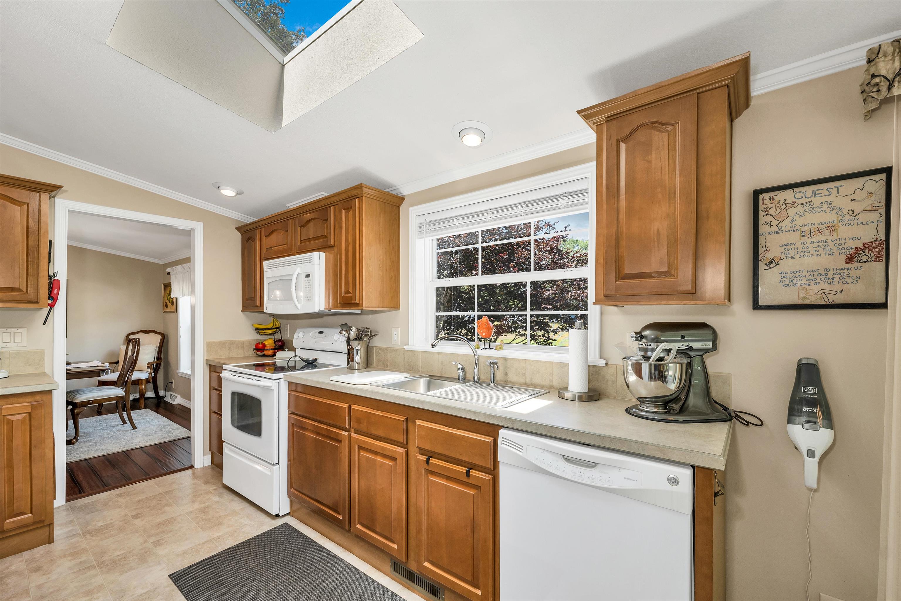 41 Holly Circle North Hampton, NH 03862 - Photo 10 of 45