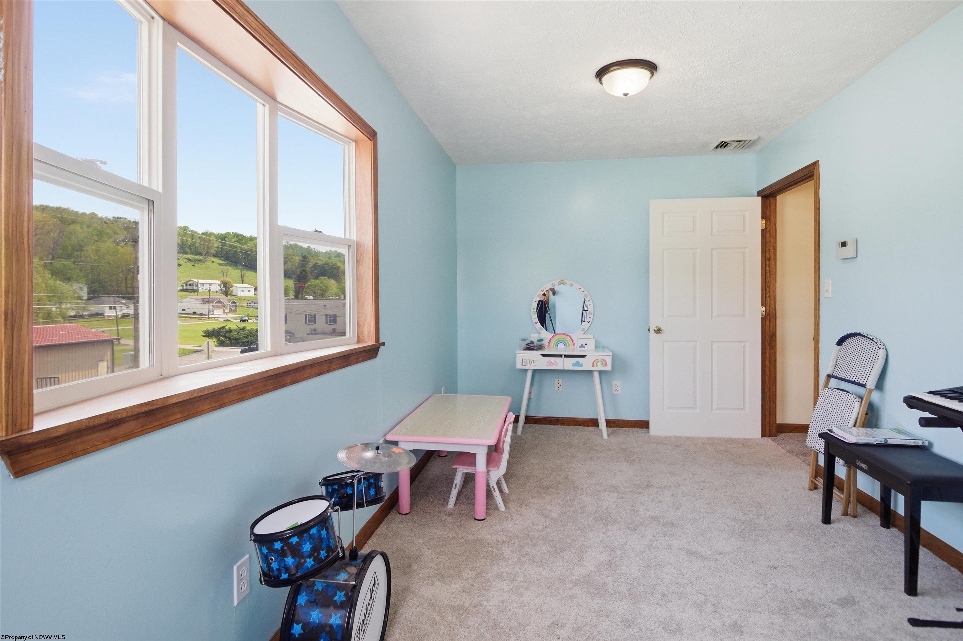 1700 Pleasant Valley Road Fairmont, WV 26554 - Photo 24 of 43 Gallery Image 24