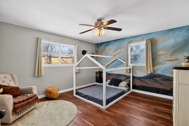 $365,000 | 702 El Camino Real, Chico, TX 76431