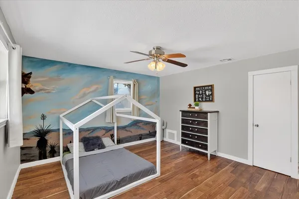 $365,000 | 702 El Camino Real, Chico, TX 76431