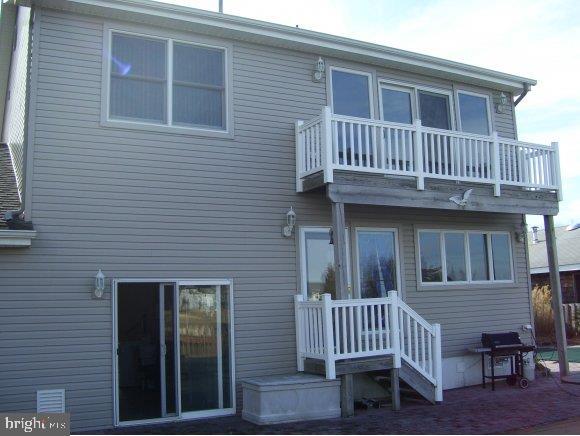 109 East Thames Road Tuckerton, NJ 08087 - Photo 3 of 15 Gallery Image 3