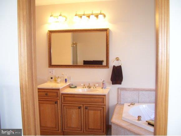 109 East Thames Road Tuckerton, NJ 08087 - Photo 10 of 15 Gallery Image 10