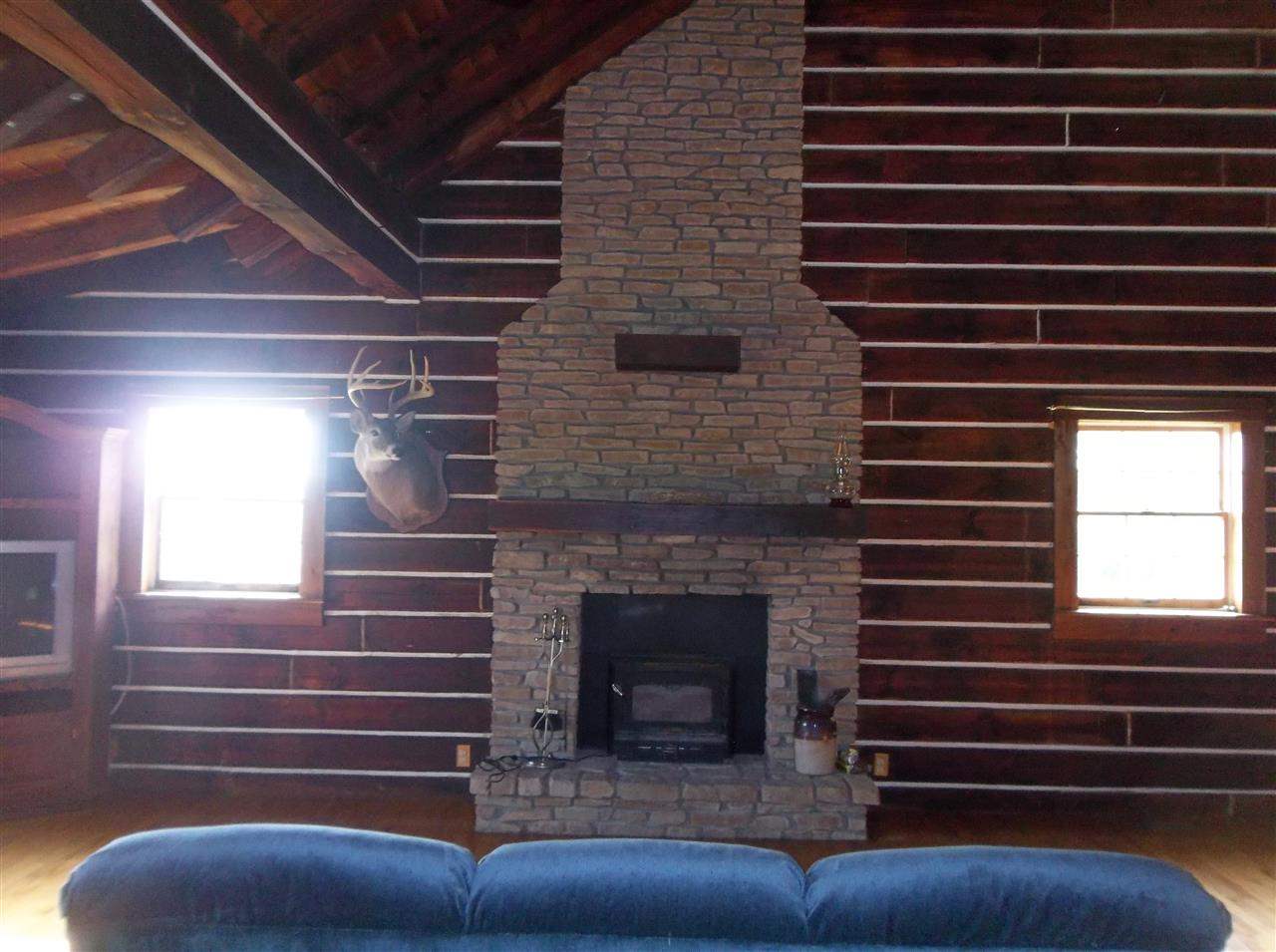 5097 Killion Mill Road Loogootee, IN 47553 - Photo 4 of 20 Gallery Image 4