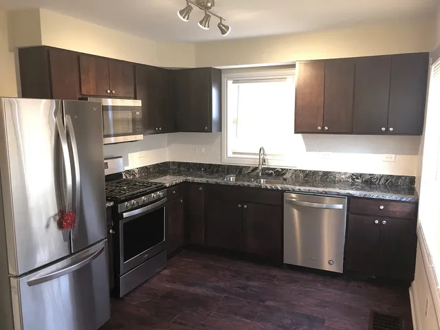 $169,000 | 14838 Champlain Street, Dolton, IL 60419