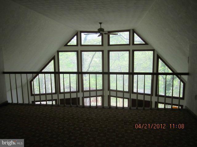 2521 Ebbvale Road Manchester, MD 21102 - Photo 5 of 23 Family Room
