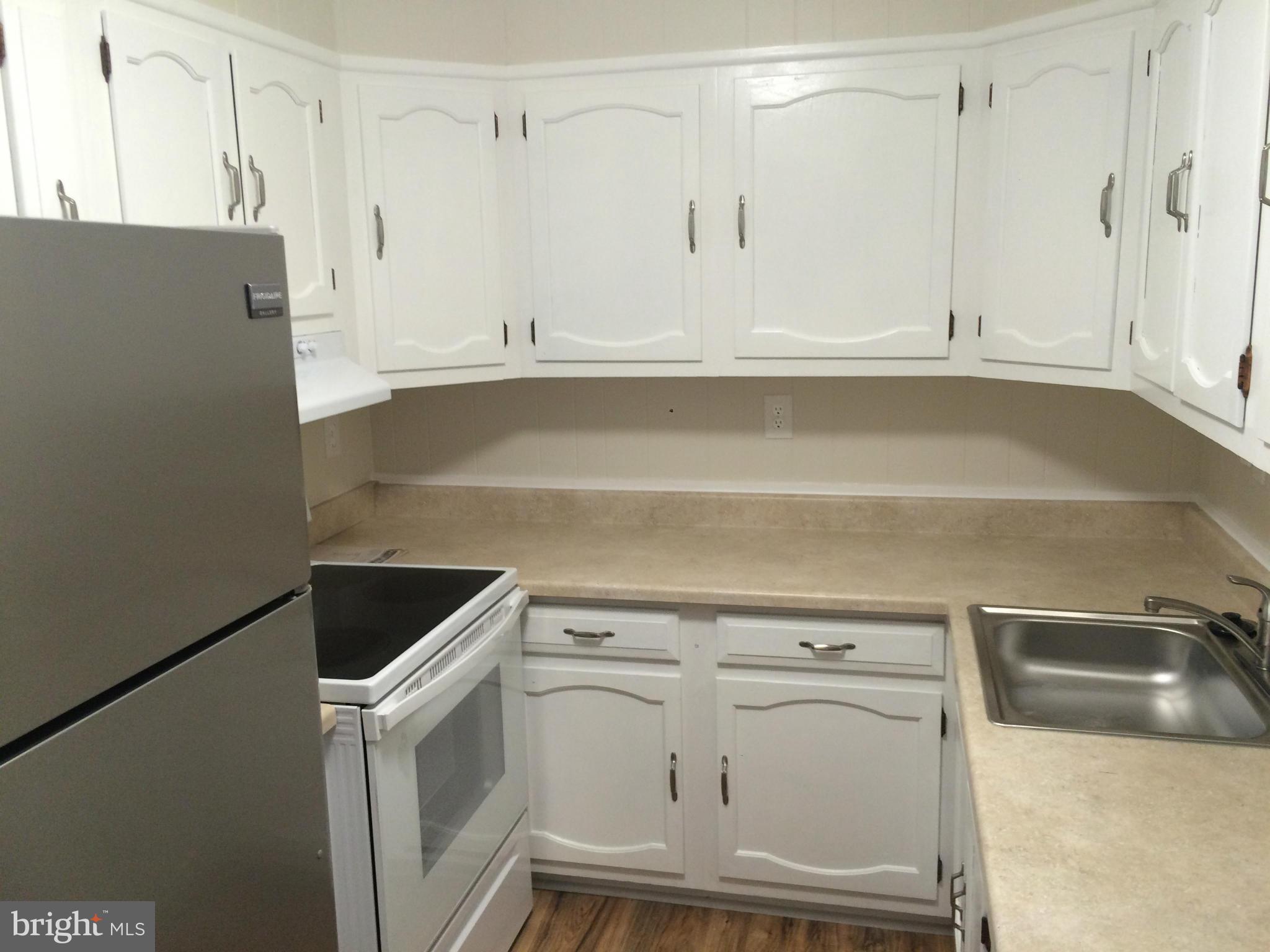 8045 Jumpers Hole Road Pasadena, MD 21122 - Photo 27 of 30 Kitchen