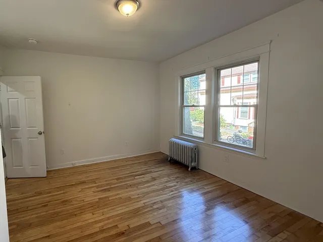 $2,250 | 33 Richards Street, Unit 1, Worcester, MA 01603