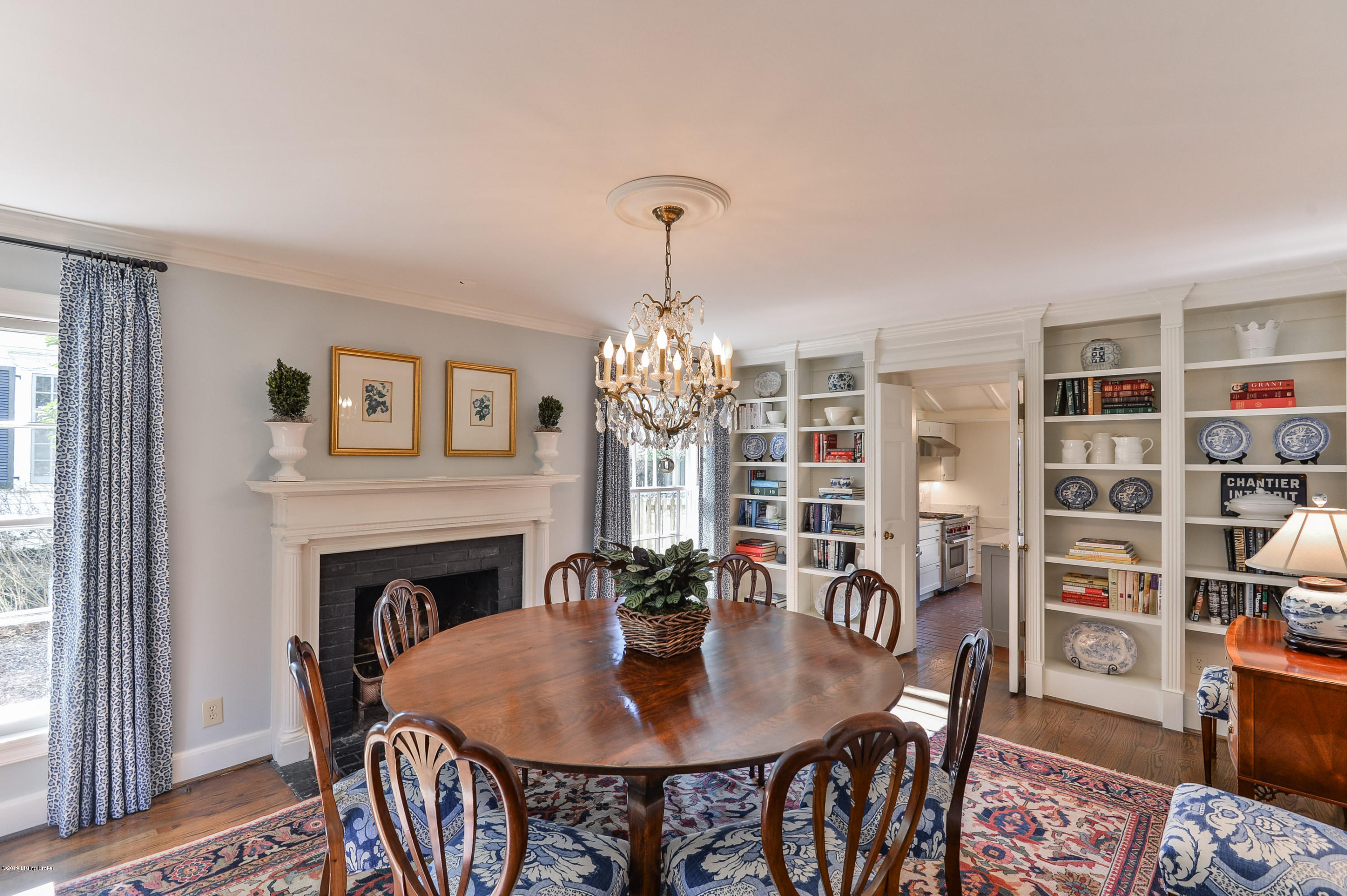 658 Upland Road Louisville, KY 40206 - Photo 13 of 49 020 LSIR 20190306 0992