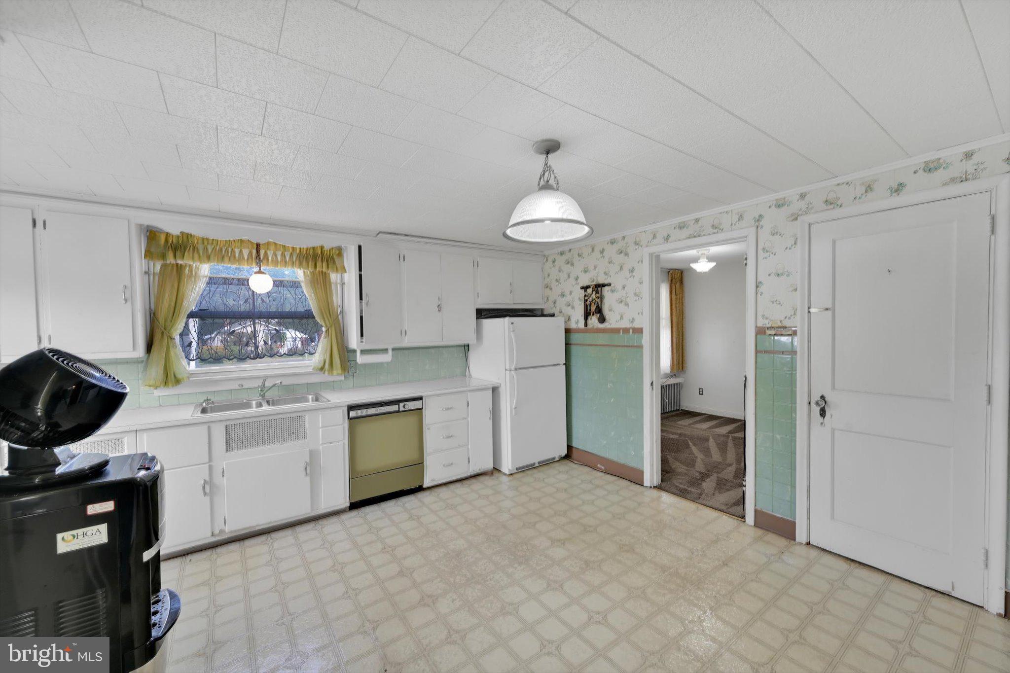 1303 Mount Laurel Road Temple, PA 19560 - Photo 9 of 43 Kitchen