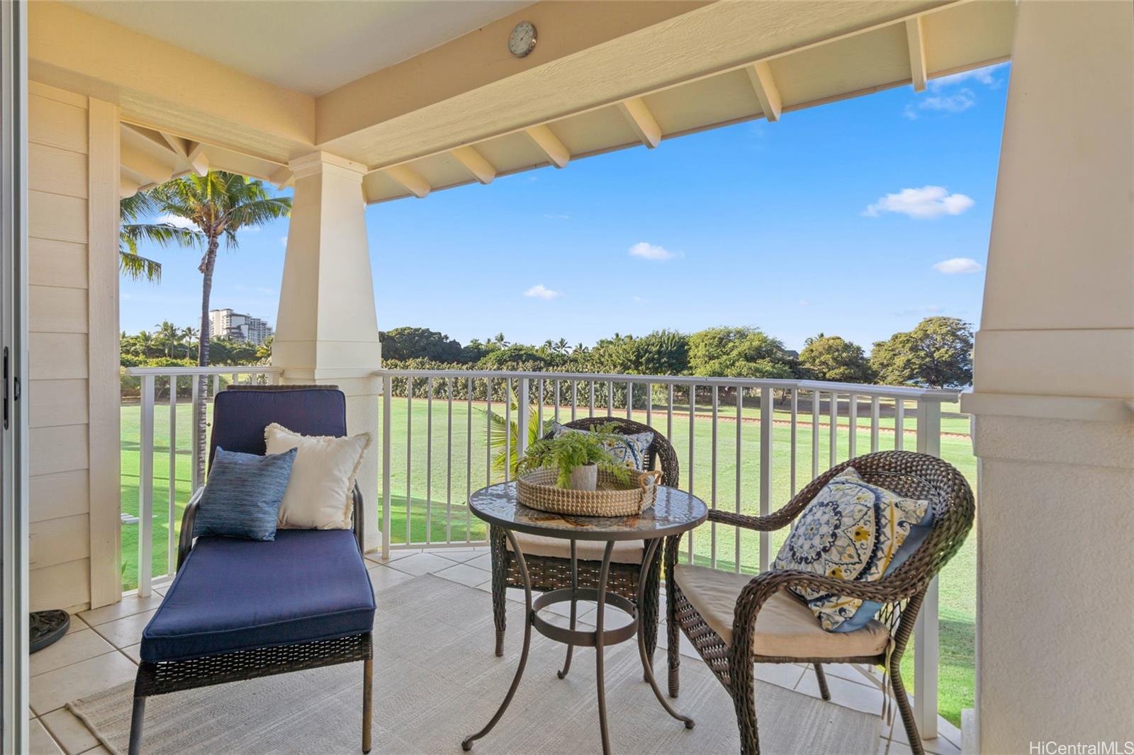 92-1001 Aliinui Drive, Unit 25C Kapolei, HI 96707 - Photo 22 of 25 a view of a chairs and table in patio