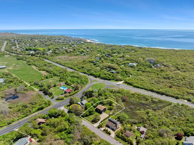 $1,790,000 | 20 South Fenmore Drive, Montauk, NY 11954