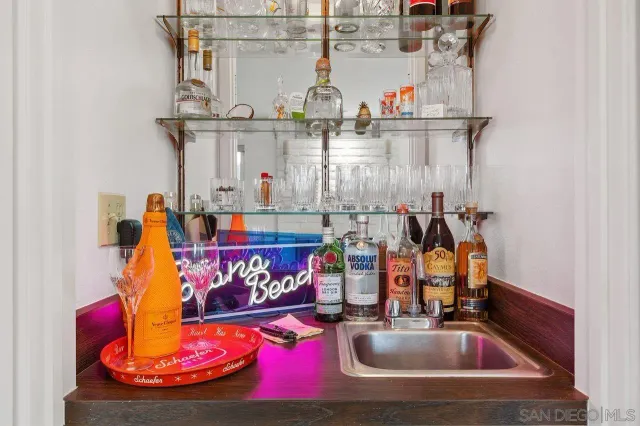 $1,550,000 | 115 Vallarta Court, Solana Beach, CA 92075