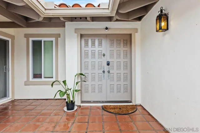 $1,550,000 | 115 Vallarta Court, Solana Beach, CA 92075