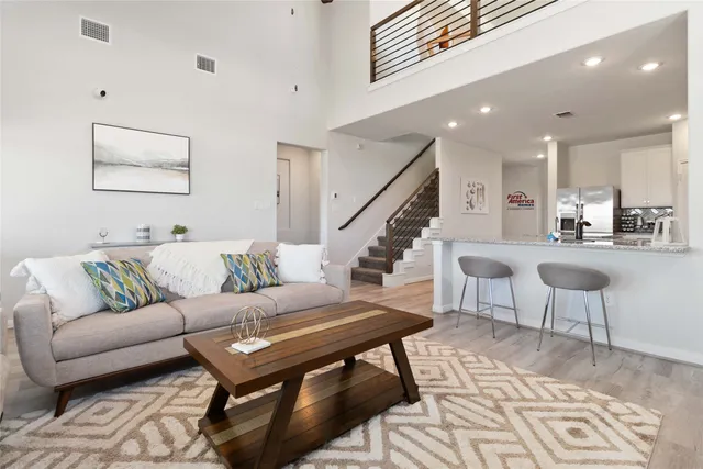 a view of utility room