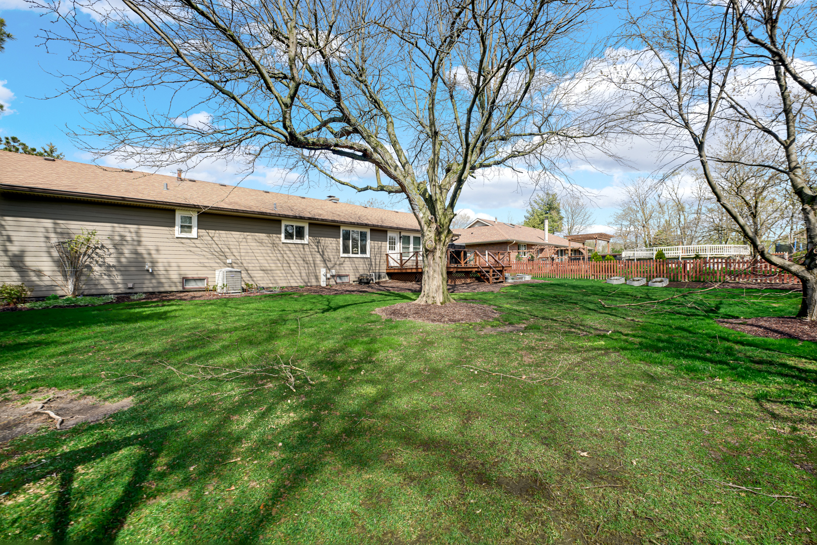 85 Larch Road Frankfort, IL 60423 - Photo 34 of 38 Gallery Image 34