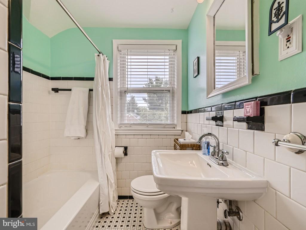 1654 Hardwick Road Towson, MD 21286 - Photo 18 of 32 Gallery Image 18