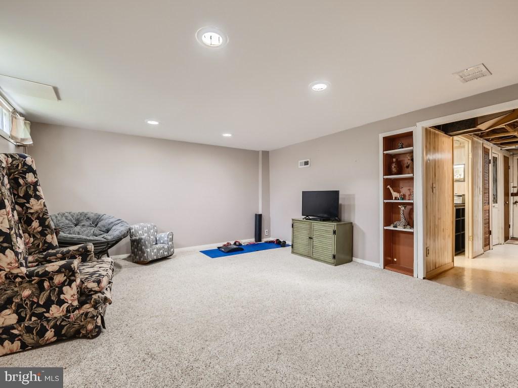 1654 Hardwick Road Towson, MD 21286 - Photo 23 of 32 Gallery Image 23
