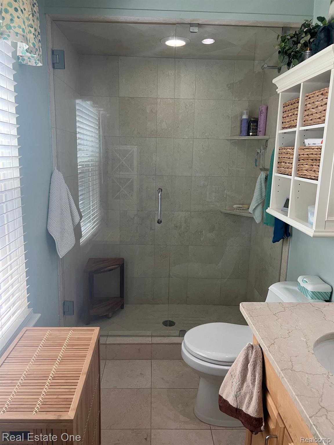 1646 Emerson Circle Rochester, MI 48307 - Photo 15 of 31 Gallery Image 15