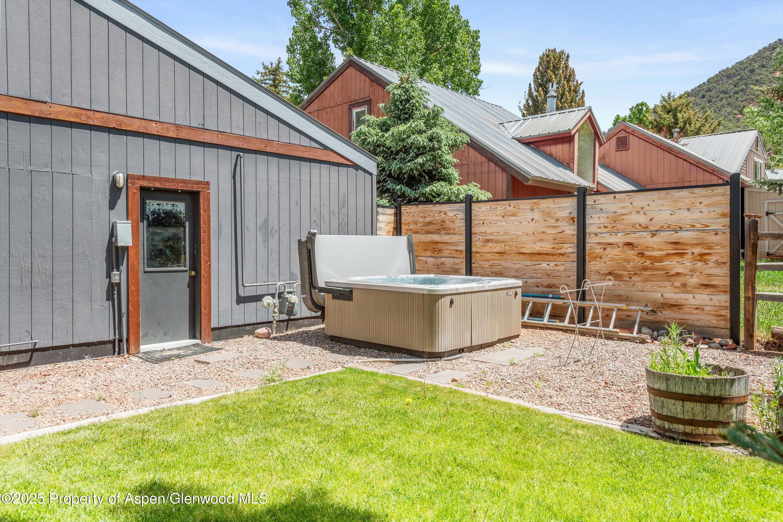 128 Mountain Court Basalt, CO 81621 - Photo 24 of 27 Hot Tub