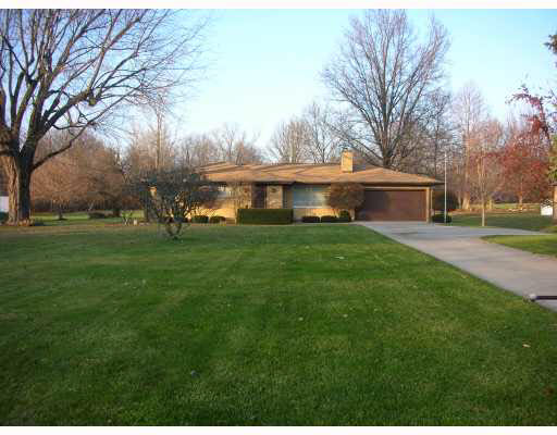 16235 Ireland Road Mishawaka, IN 46544 - Photo 2 of 5 Gallery Image 2