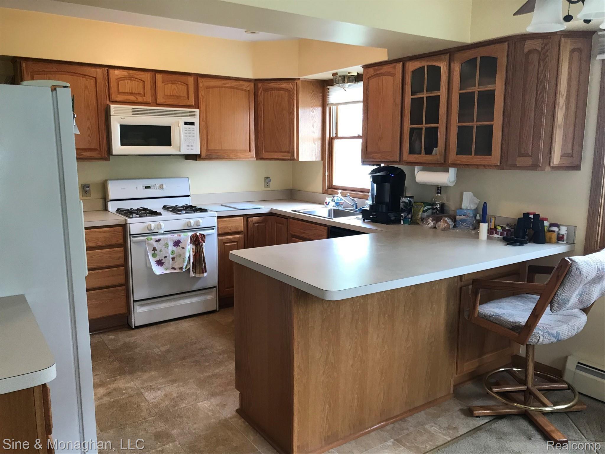1447 River Road St. Clair, MI 48079 - Photo 36 of 64 36 KITCHEN & COUNTER 1447 RIVER RD.JPG