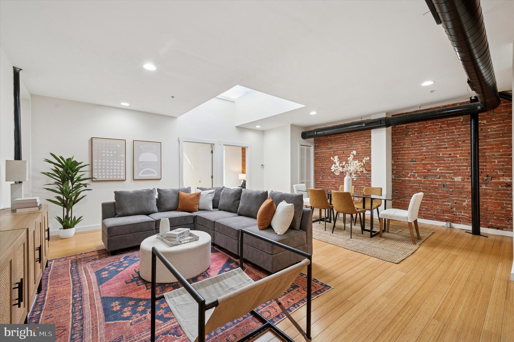 209 Cuthbert Street, Unit 104 Philadelphia, PA 19106 - Photo 2 of 25