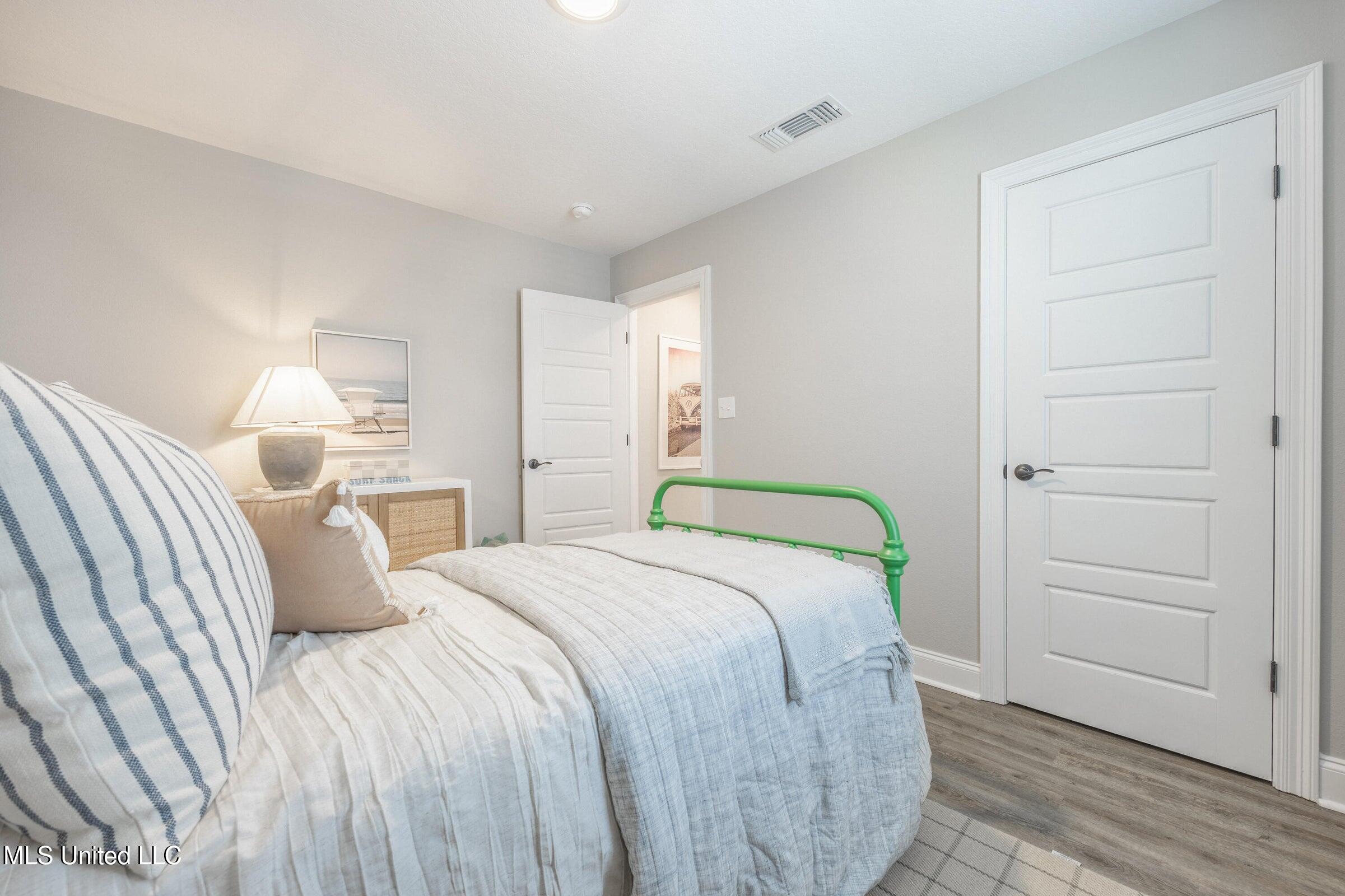 12105 Creole Way Gulfport, MS 39503 - Photo 33 of 73 20250715021347872970000000-o