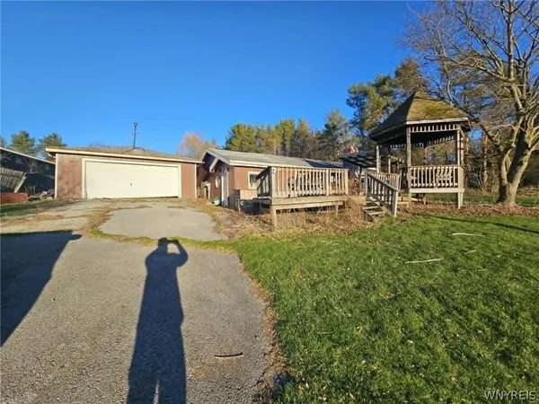 $75,000 | 5617 Highway 31, Cicero, NY 13039