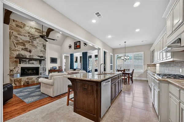 $645,000 | 1325 Verbena Lane, Lantana, TX 76226