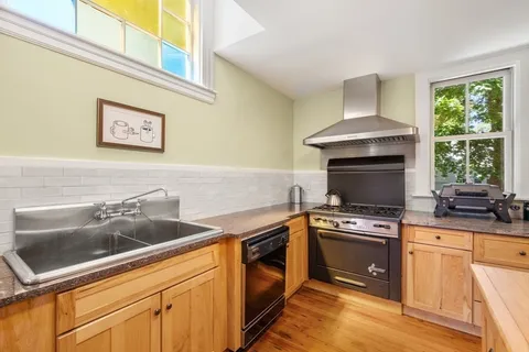 $2,950,000 | 535 Washington Street, Duxbury, MA 02332