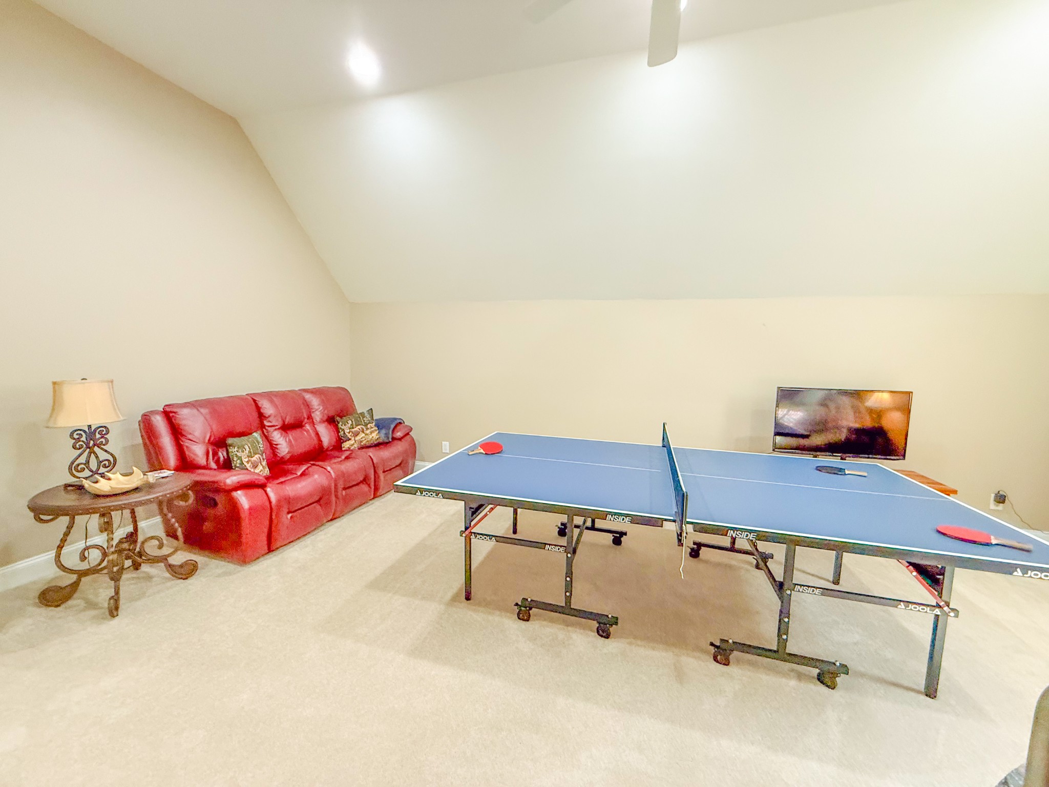 275 Crescentview Road Pulaski, TN 38478 - Photo 52 of 62 a living room with furniture and a rug