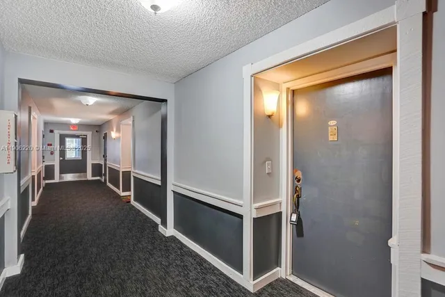 $1,800 | 3101 Oakland Shores Drive, Unit H209, Oakland Park, FL 33309