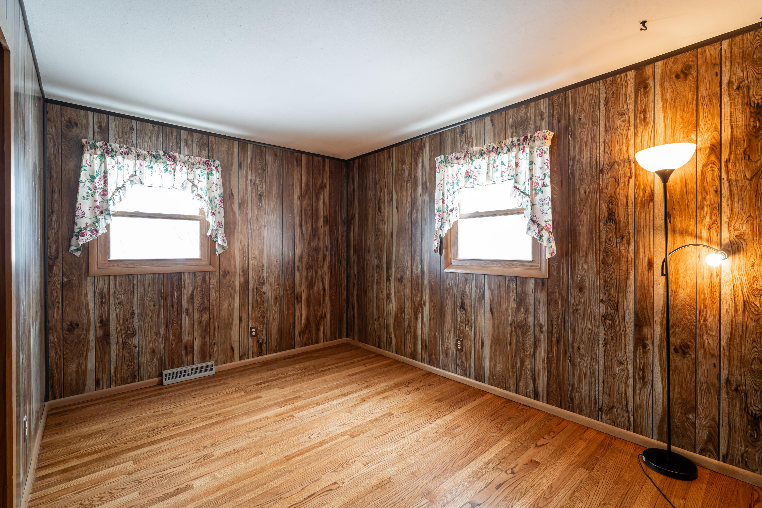 W136N8741 Esquire Road Menomonee Falls, WI 53051 - Photo 19 of 45 Bed 2