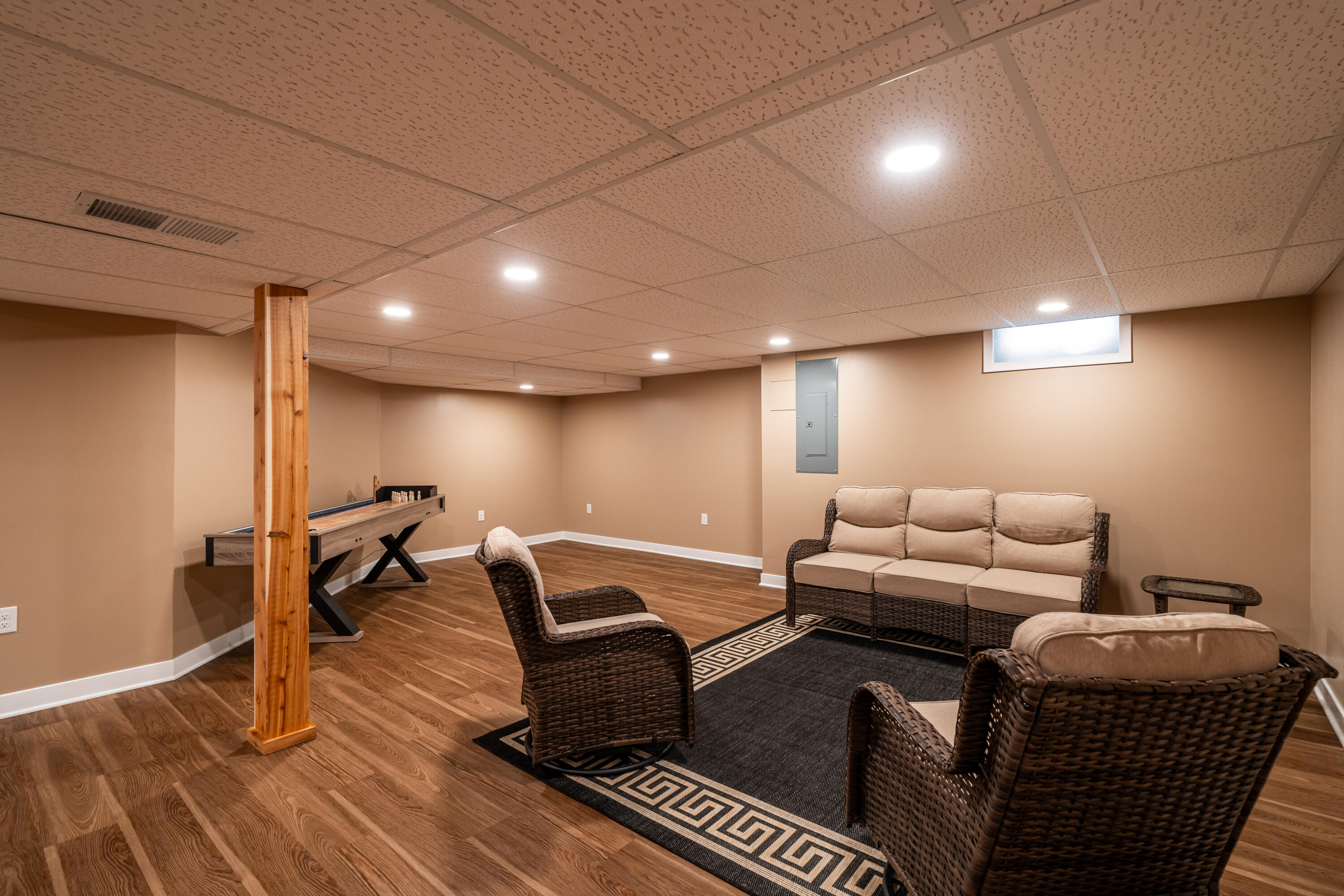 W136N8741 Esquire Road Menomonee Falls, WI 53051 - Photo 28 of 45 rec room LL