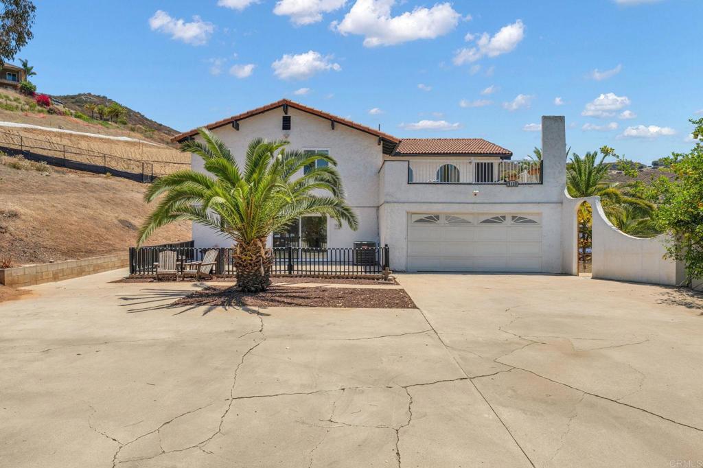 9130 Shadow Hill Road Santee, CA 92071 - Photo 5 of 55