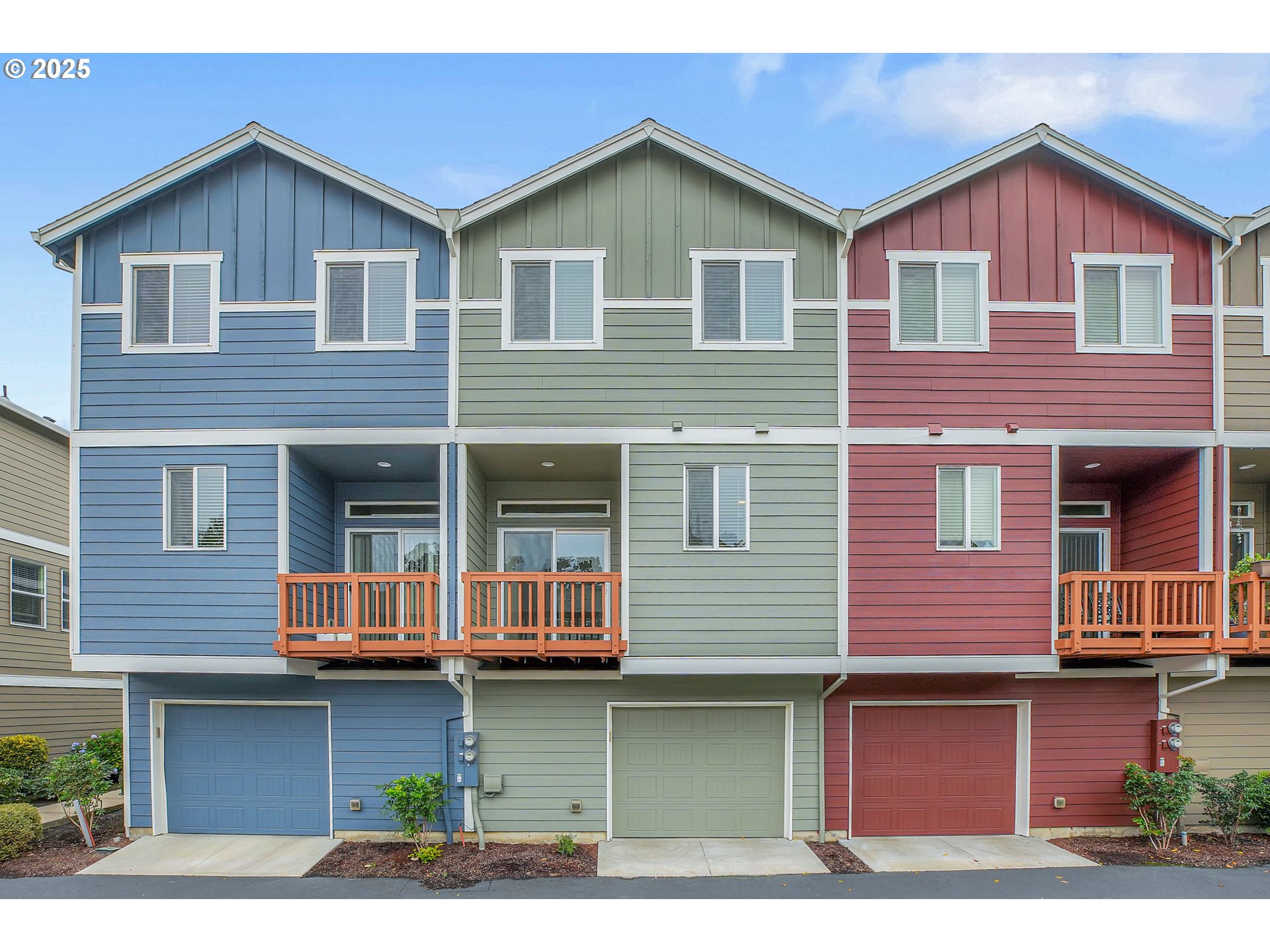 18370 Southwest Anna Mae Lane Beaverton, OR 97003 - Photo 26 of 29 a front view of a house with glass windows
