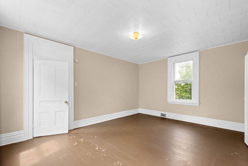 25 Divinity Street Pittsburgh, PA 15214 - Photo 16 of 27 Gallery Image 16