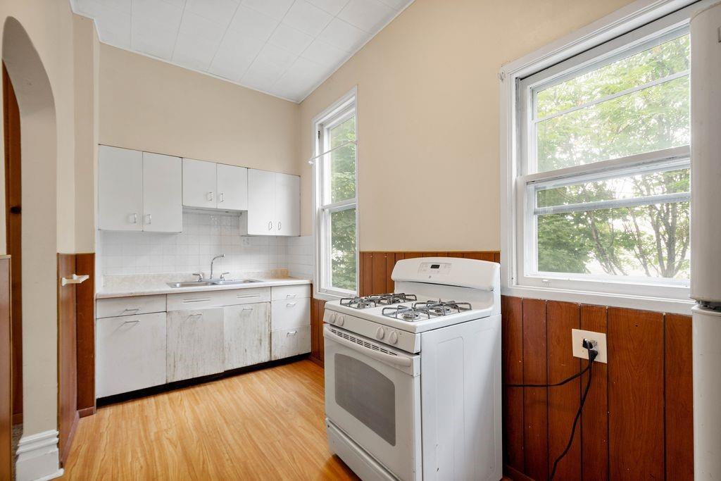 25 Divinity Street Pittsburgh, PA 15214 - Photo 7 of 27 Gallery Image 7