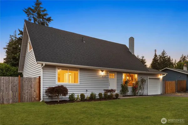 $675,000 | 14009 145th Avenue Southeast, Renton, WA 98059