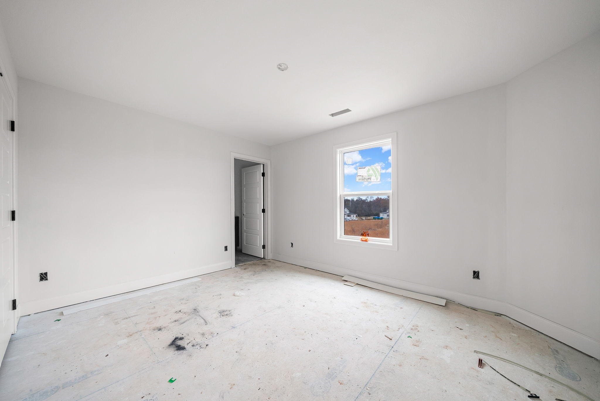 2108 Chivalry Way Clarksville, TN 37040 - Photo 43 of 49 an empty room with windows
