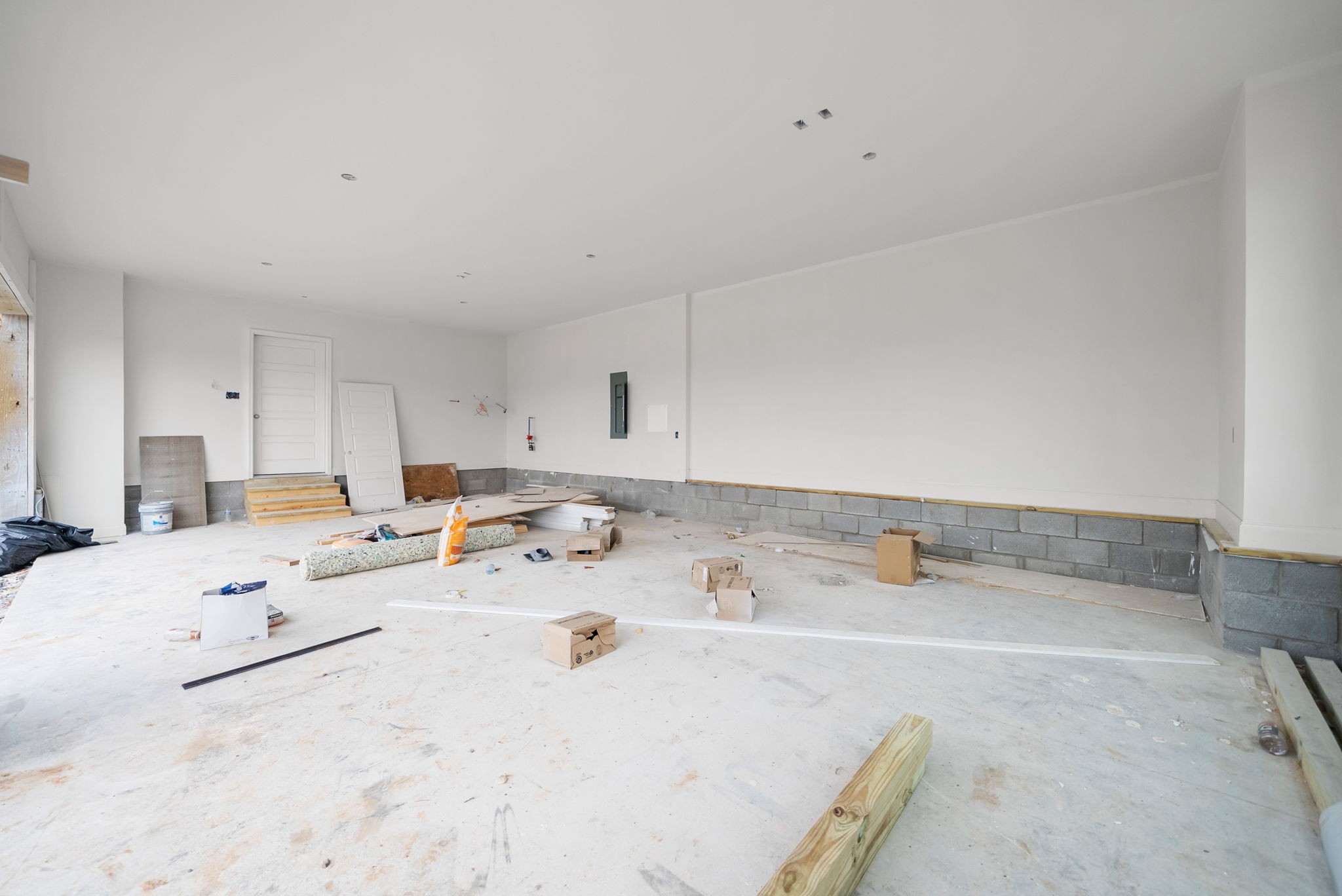 2108 Chivalry Way Clarksville, TN 37040 - Photo 45 of 49 a bath room with a bed and a view of kitchen