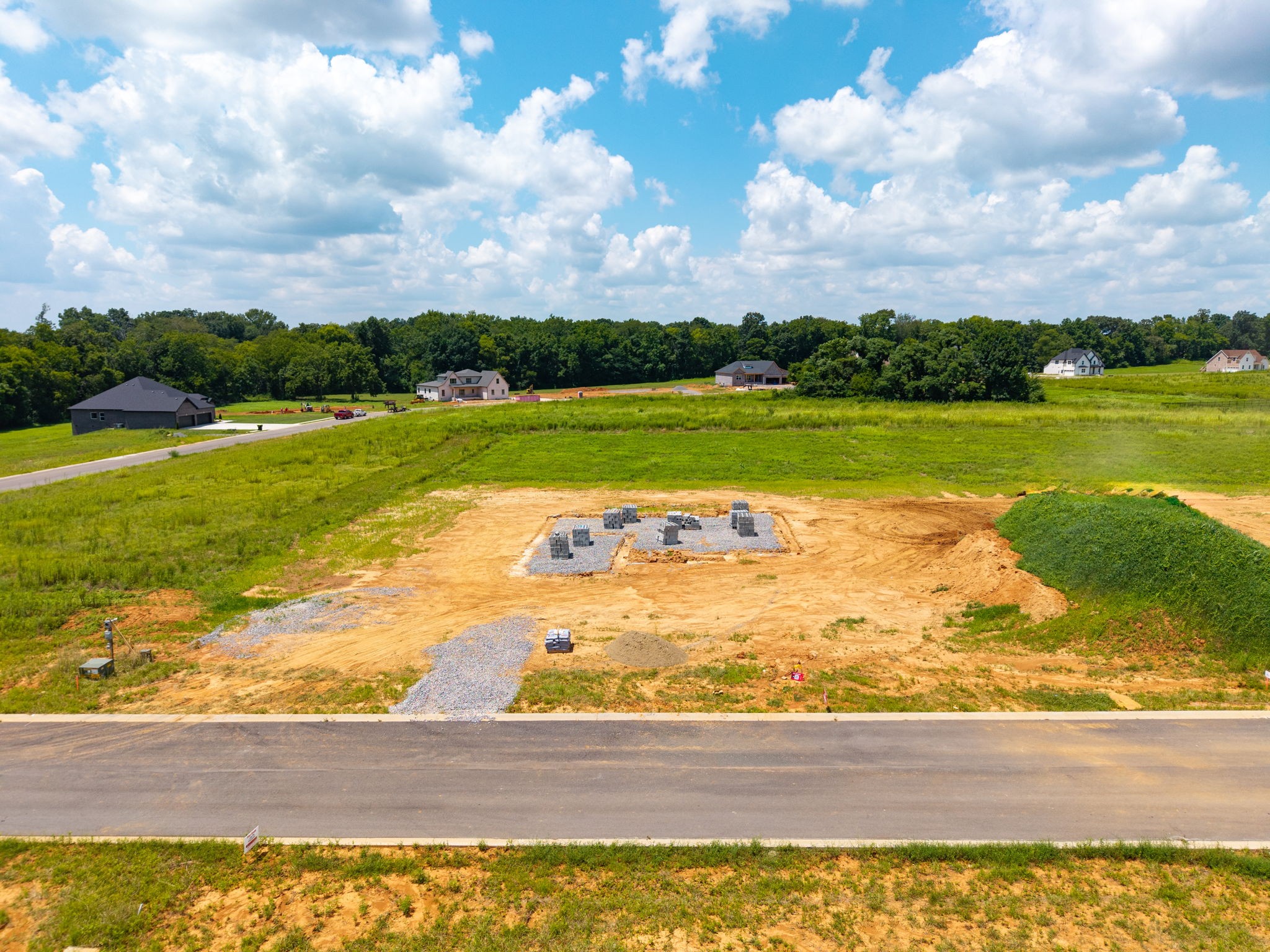2108 Chivalry Way Clarksville, TN 37040 - Photo 5 of 49 a view of an ocean and beach