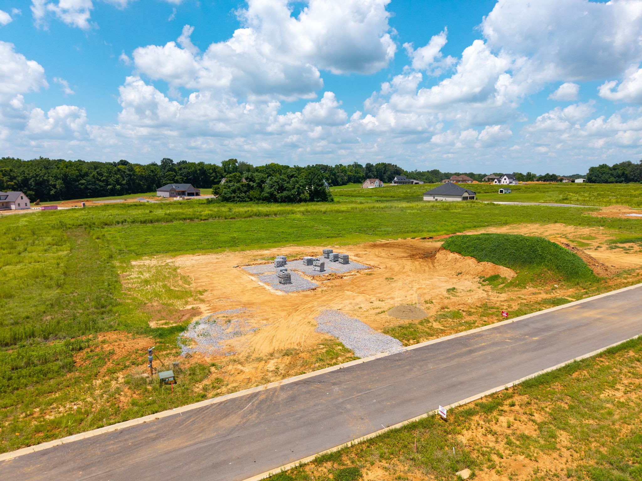 2108 Chivalry Way Clarksville, TN 37040 - Photo 6 of 49 a view of an ocean and beach