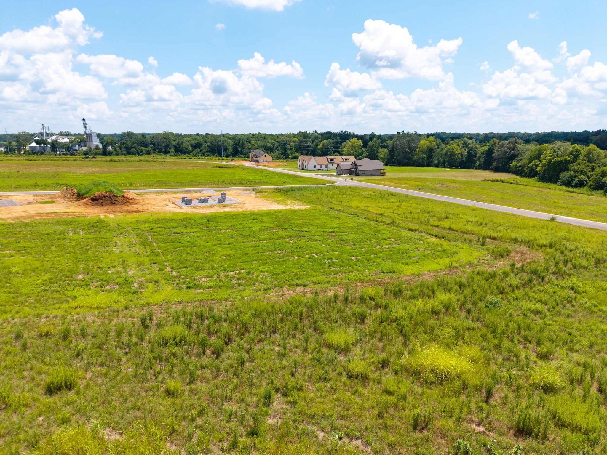 2108 Chivalry Way Clarksville, TN 37040 - Photo 10 of 49 a view of an ocean and beach