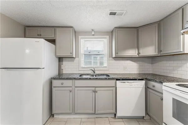 $150,000 | 808 South Savage Street, Independence, MO 64050