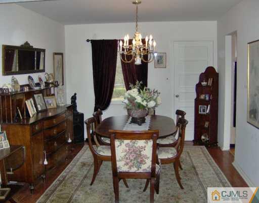 7 Watchung Road East Brunswick, NJ 08816 - Photo 3 of 7 Gallery Image 3