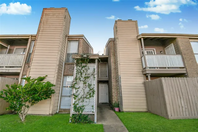 $1,150 | 10211 Sugar Branch Drive, Unit 342, Houston, TX 77036