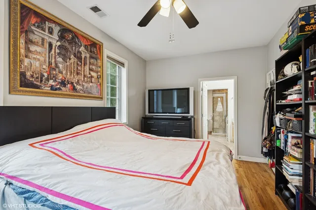 $395,000 | 1935 South State Street, Unit 2, Chicago, IL 60616