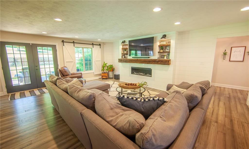 921 West Barouche Pendleton, IN 46064 - Photo 12 of 50 Gallery Image 12