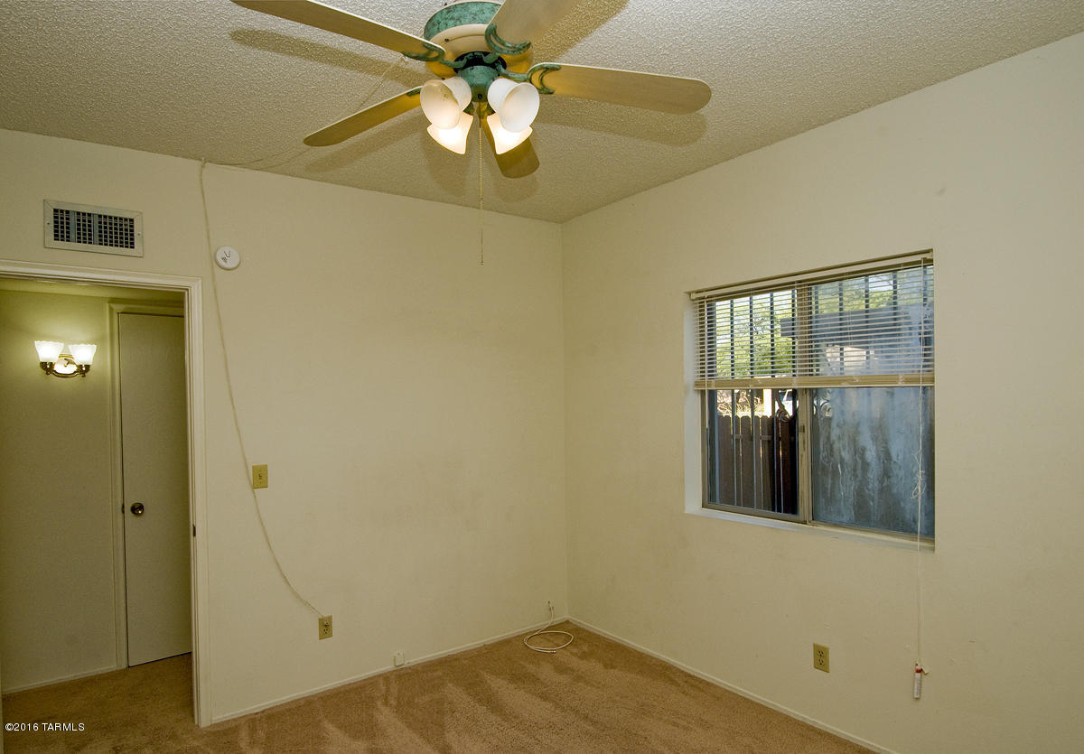 932 South Pantano Road Tucson, AZ 85710 - Photo 18 of 28 Gallery Image 18